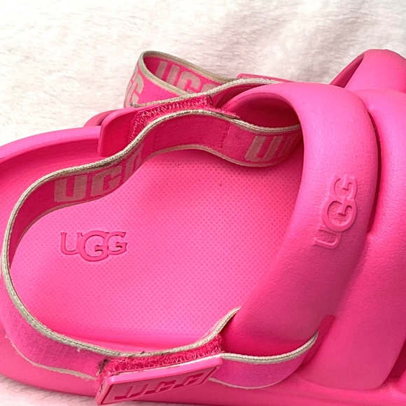 UGG Big Kids Sport Yeah Sandals Taffy Pink Size 4K - Picture 10 of 14